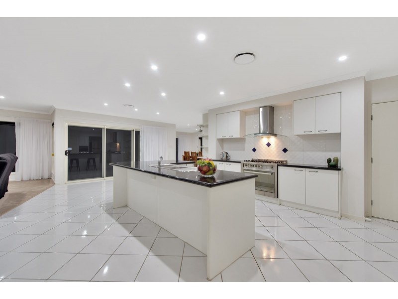 16 Slipstream Road, Coomera Waters QLD 4209