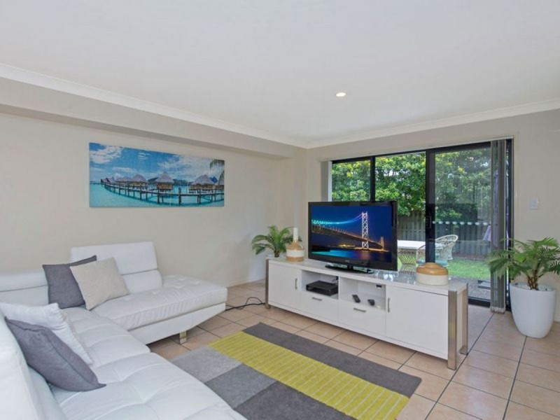 18/2 Tuition Street, Upper Coomera QLD 4209