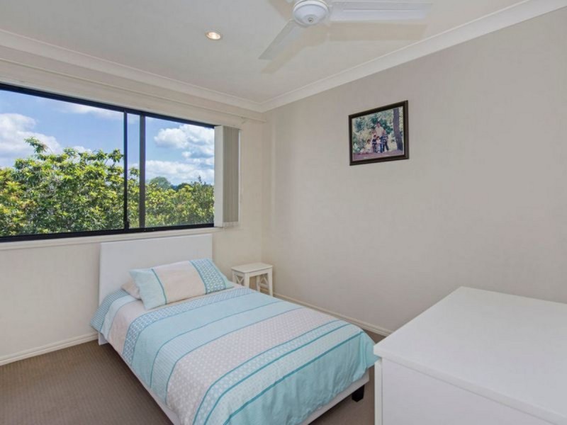 18/2 Tuition Street, Upper Coomera QLD 4209