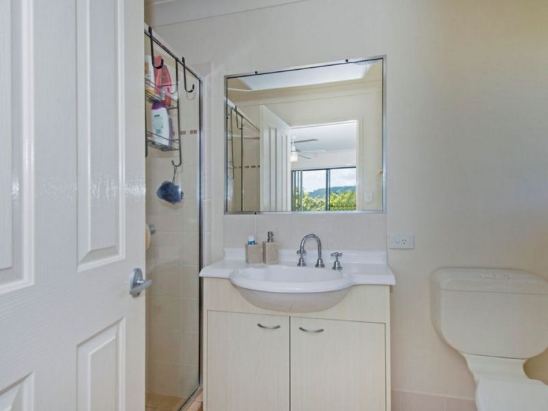 18/2 Tuition Street, Upper Coomera QLD 4209