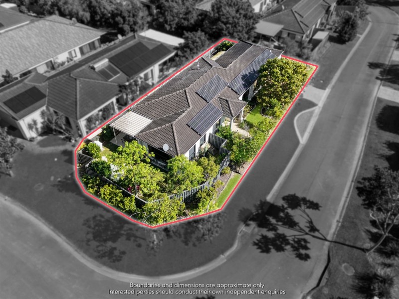 14 Blackwattle Circuit, Arundel QLD 4214