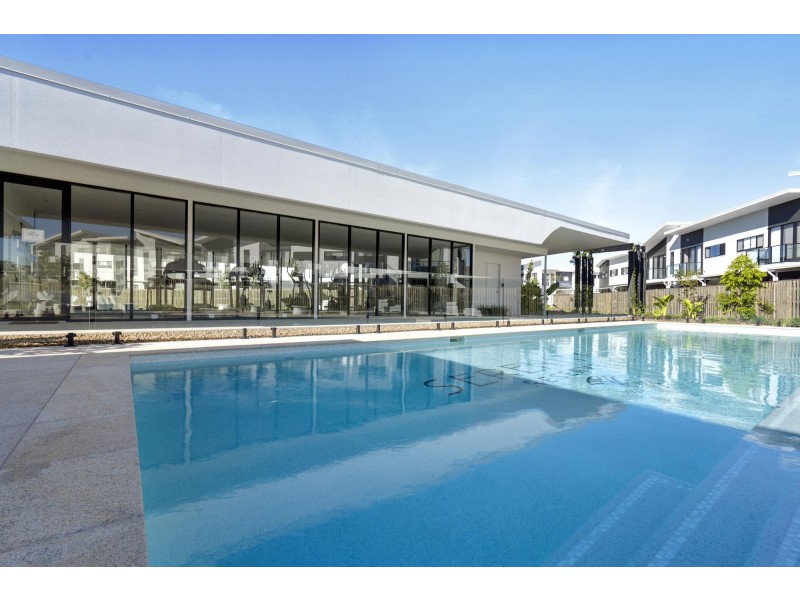 75/1 Lake Serenity Boulevard, Helensvale QLD 4212