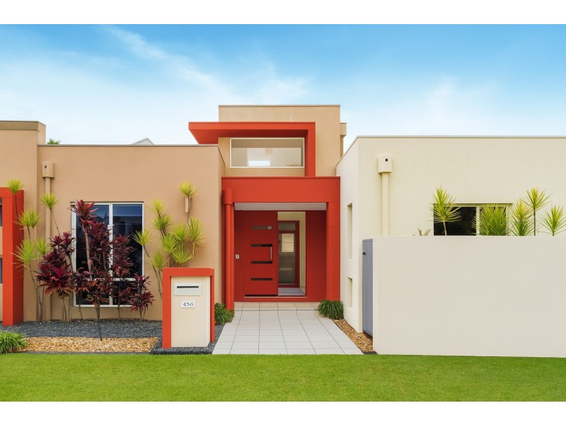 6116 Trasimeno Avenue, Hope Island QLD 4212