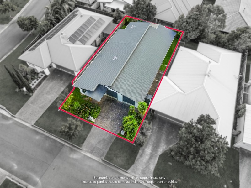 58 Milbrook Crescent, Pimpama QLD 4209