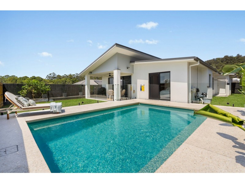 50 Hoop Pine Circuit, Maudsland QLD 4210