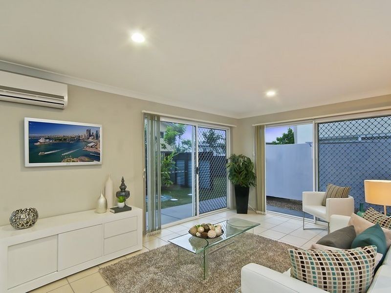 . Gumtree Crescent, Upper Coomera QLD 4209