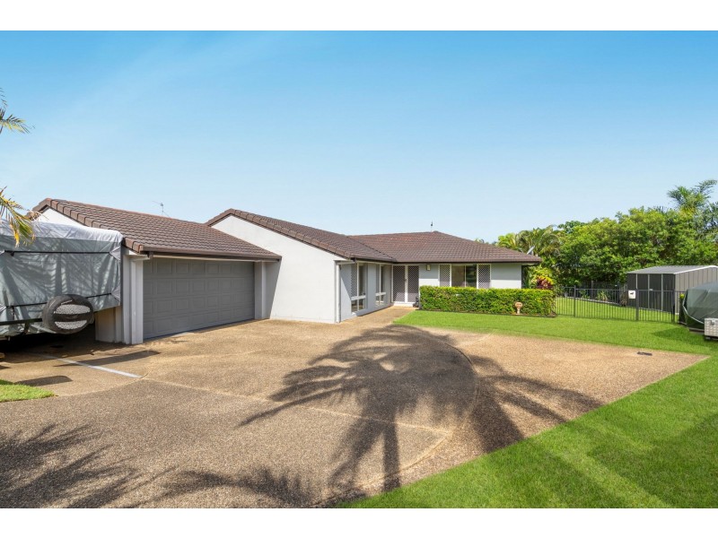 15 Kel Nagle Court, Parkwood QLD 4214