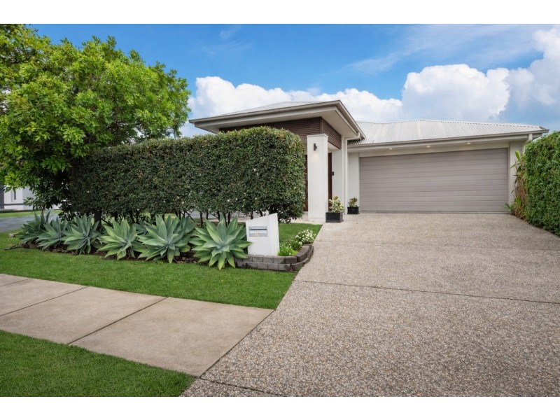 11 Yatala Street, Pimpama QLD 4209