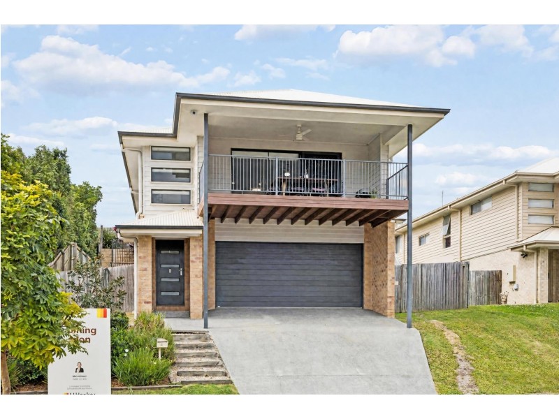 4 Nightshade Crescent, Pimpama QLD 4209