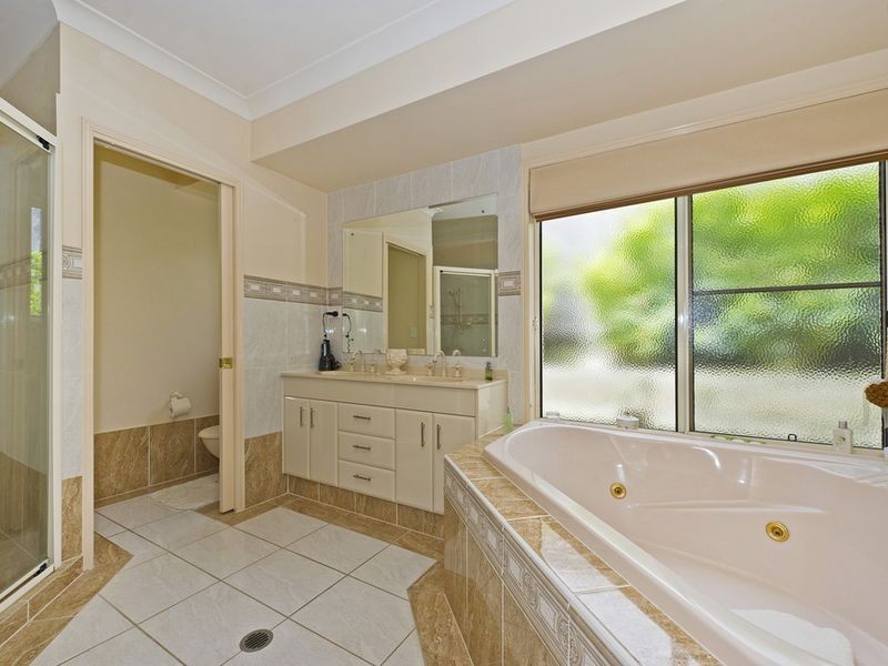 12 Pacha Close, Coomera Waters QLD 4209