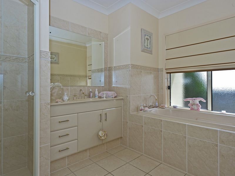 12 Pacha Close, Coomera Waters QLD 4209