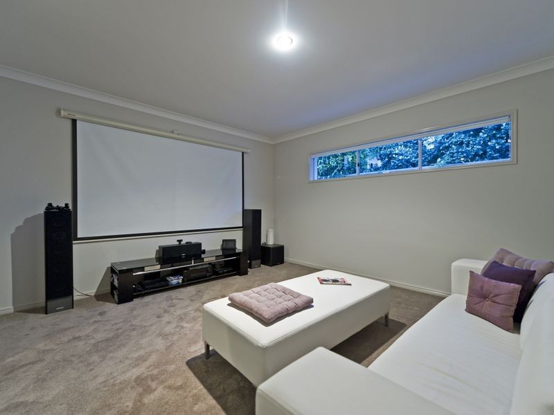 6 Solo Place, Coomera Waters QLD 4209