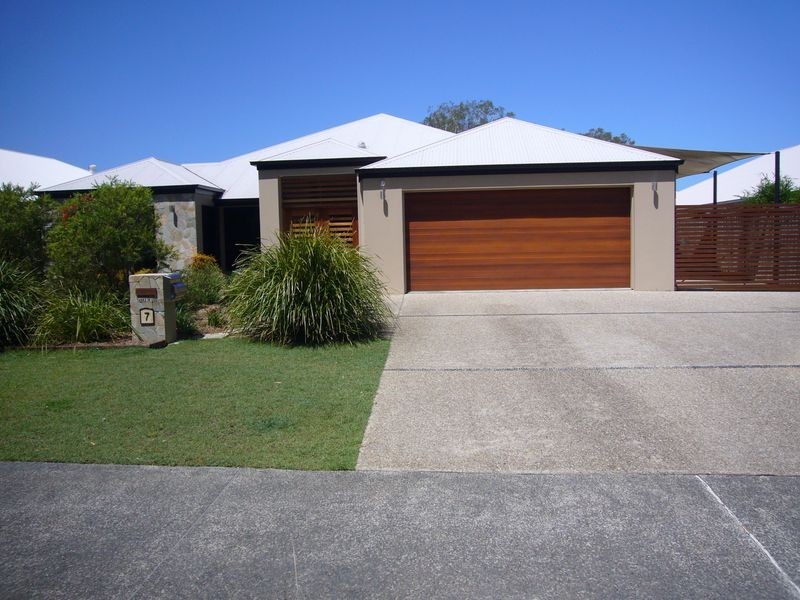 7 Bashful Lane, Coomera Waters QLD 4209