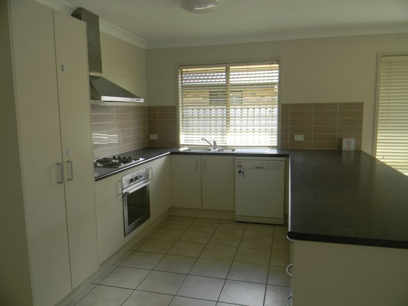 22 Aviation Drive, Upper Coomera QLD 4209