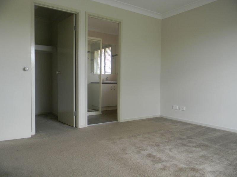 22 Aviation Drive, Upper Coomera QLD 4209