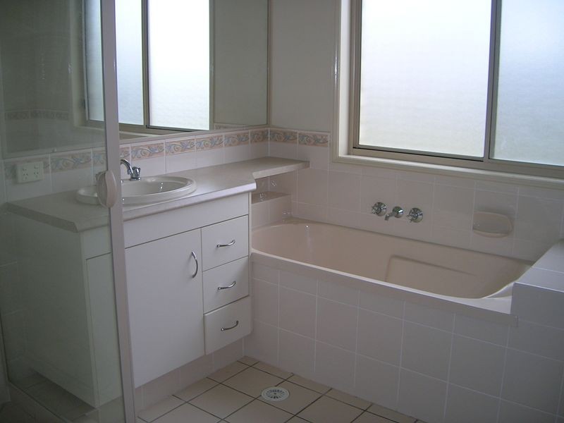 9 Caz Court, Upper Coomera QLD 4209