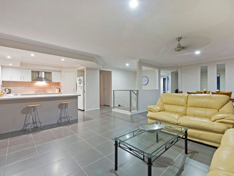 13 Lakes End Court, Upper Coomera QLD 4209