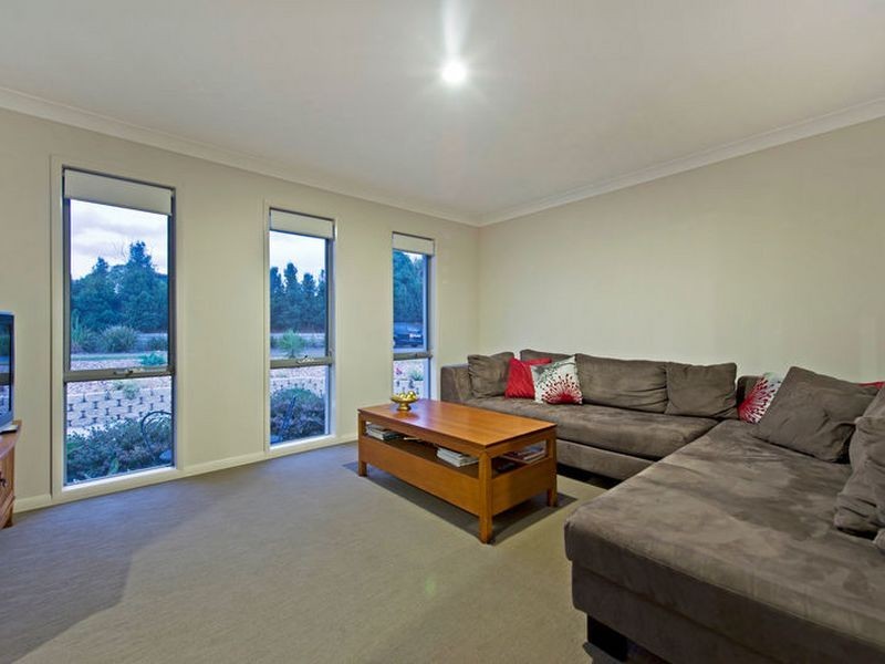 13 Lakes End Court, Upper Coomera QLD 4209