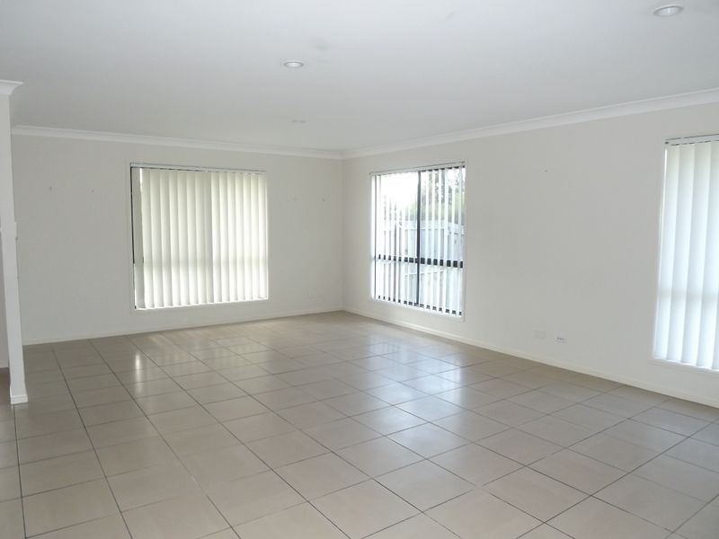 7 Andromeda Drive, Coomera QLD 4209