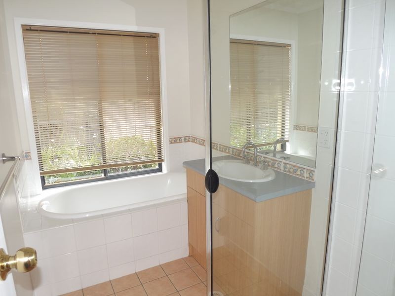 32 Stanfield Drive, Upper Coomera QLD 4209