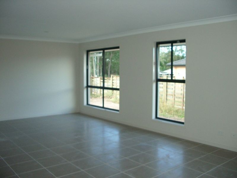 23 Firecrest Close, Upper Coomera QLD 4209