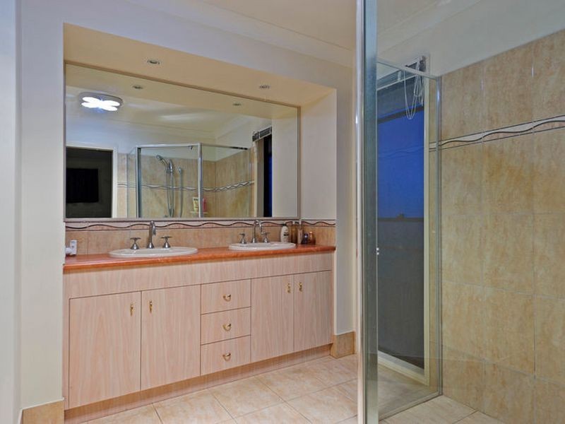 15 Jacob Court, Upper Coomera QLD 4209