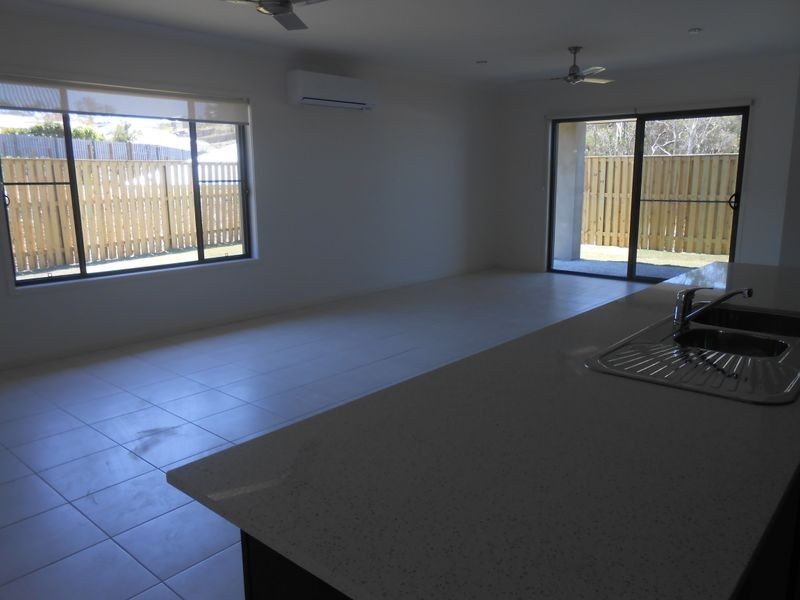 5 Sandpiper Court, Upper Coomera QLD 4209
