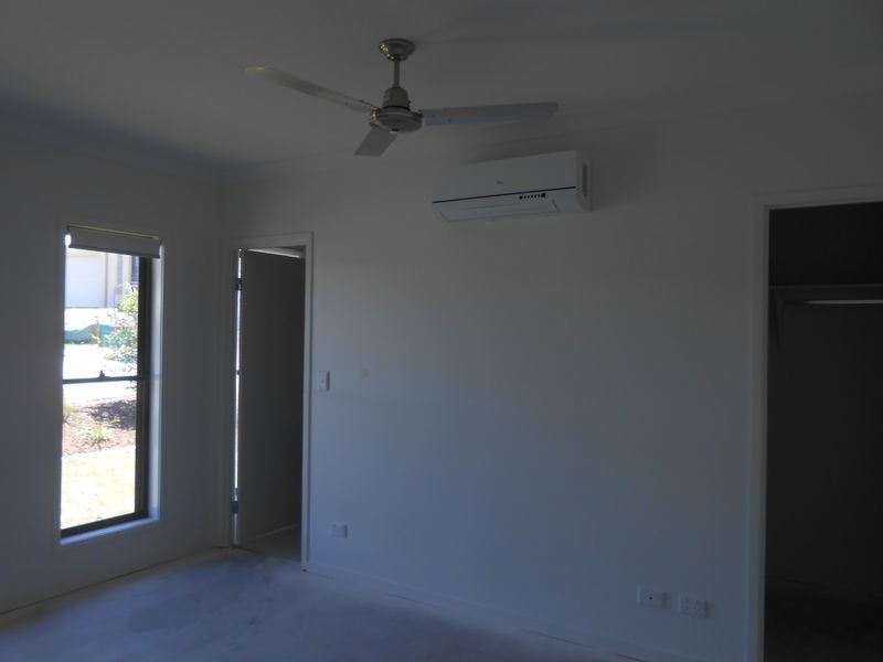 5 Sandpiper Court, Upper Coomera QLD 4209