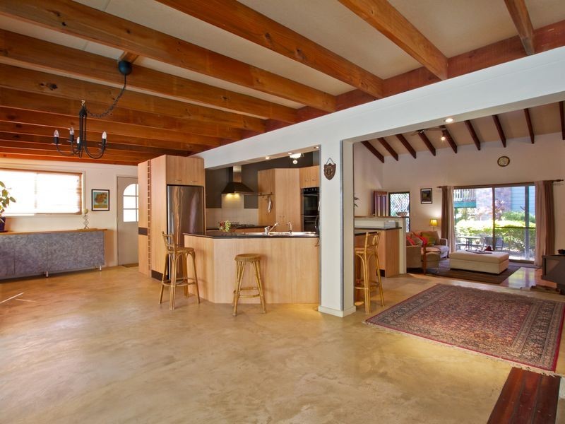 59 Alison Road, Carrara QLD 4211