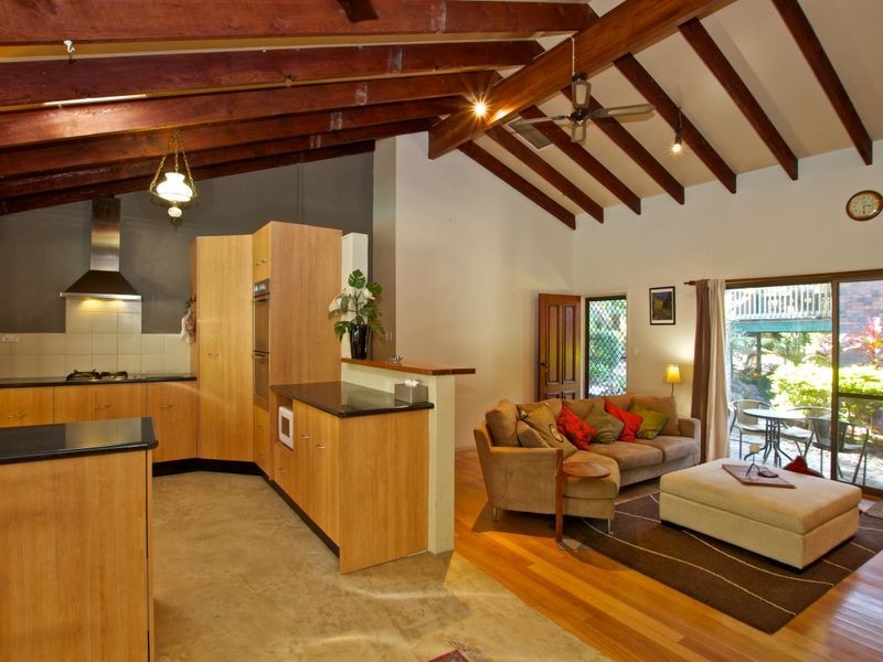 59 Alison Road, Carrara QLD 4211