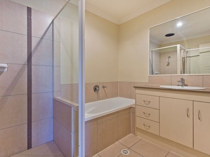 1/97 Annabelle Crescent, Upper Coomera QLD 4209