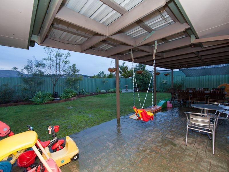 8 River Heights Road, Upper Coomera QLD 4209