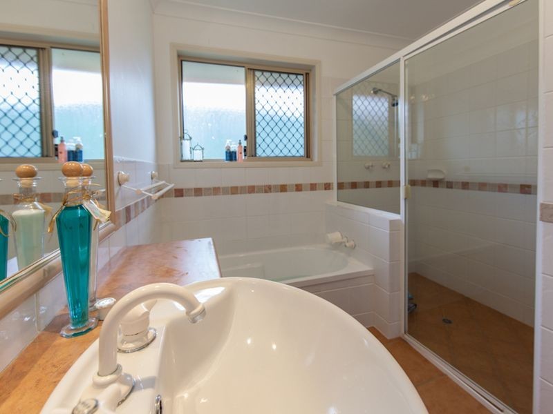 8 River Heights Road, Upper Coomera QLD 4209