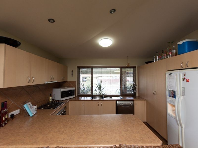 8 River Heights Road, Upper Coomera QLD 4209