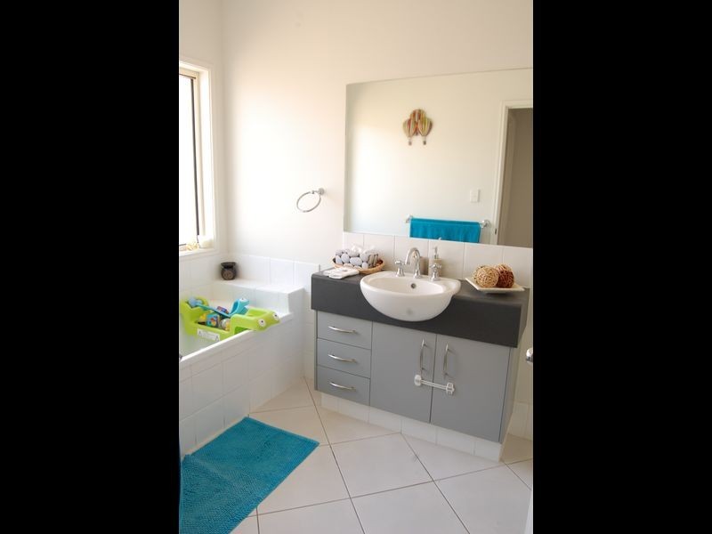 18 Melissa Street, Upper Coomera QLD 4209