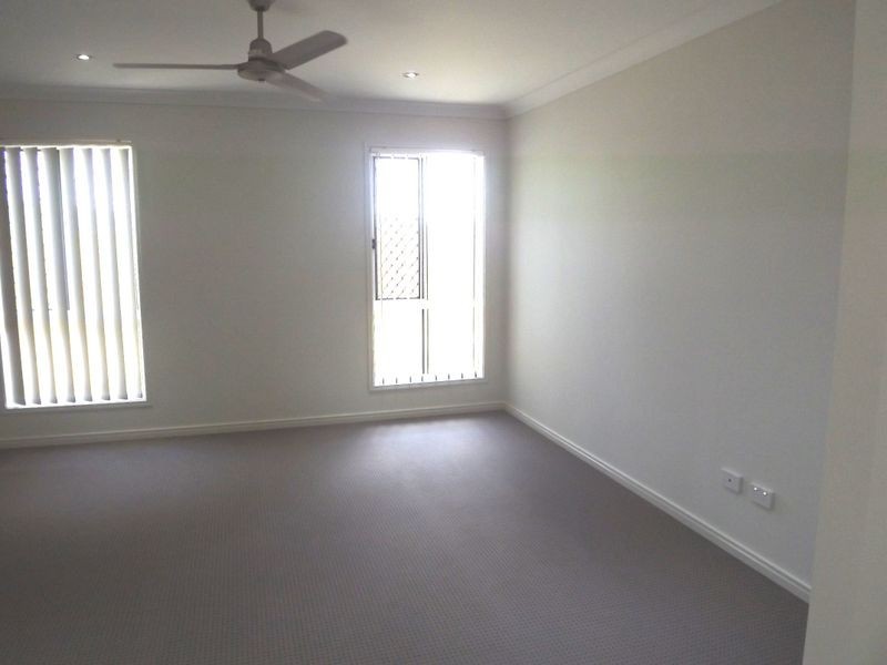 16 Gordon Drive, Upper Coomera QLD 4209