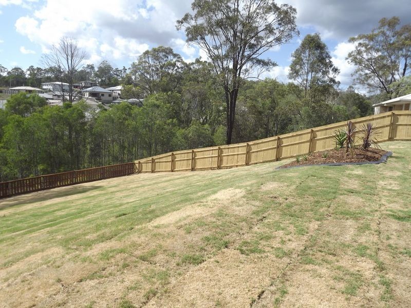 16 Gordon Drive, Upper Coomera QLD 4209