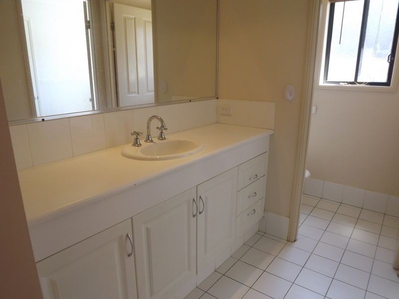 31 Catchlove Street, Maudsland QLD 4210