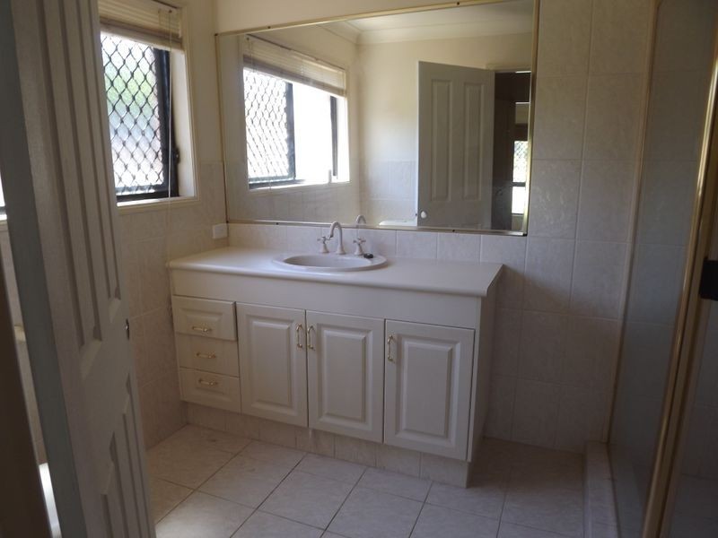 31 Catchlove Street, Maudsland QLD 4210