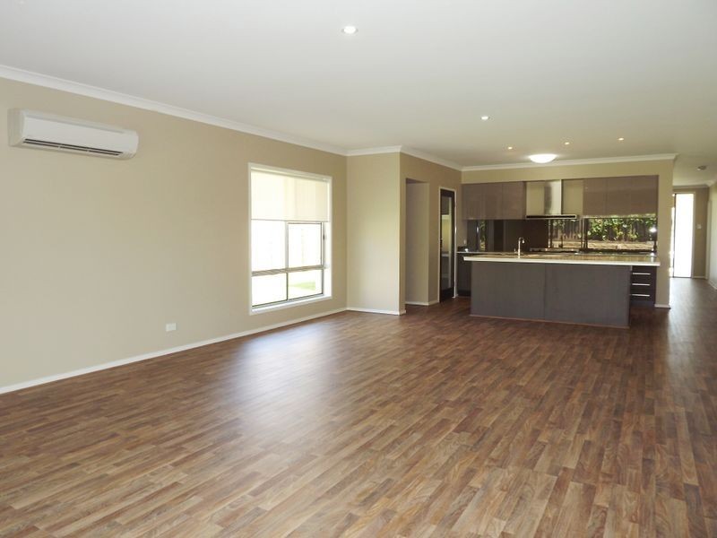 10 Aston Street, Upper Coomera QLD 4209