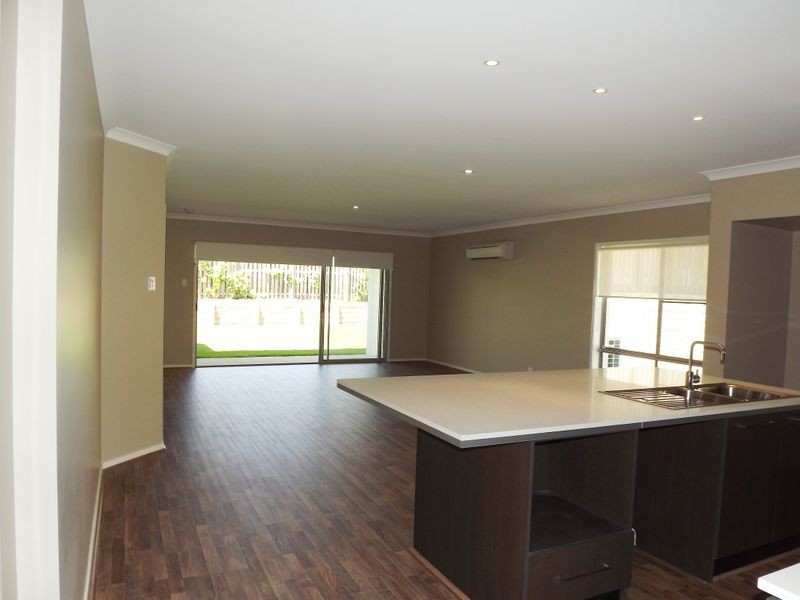 10 Aston Street, Upper Coomera QLD 4209