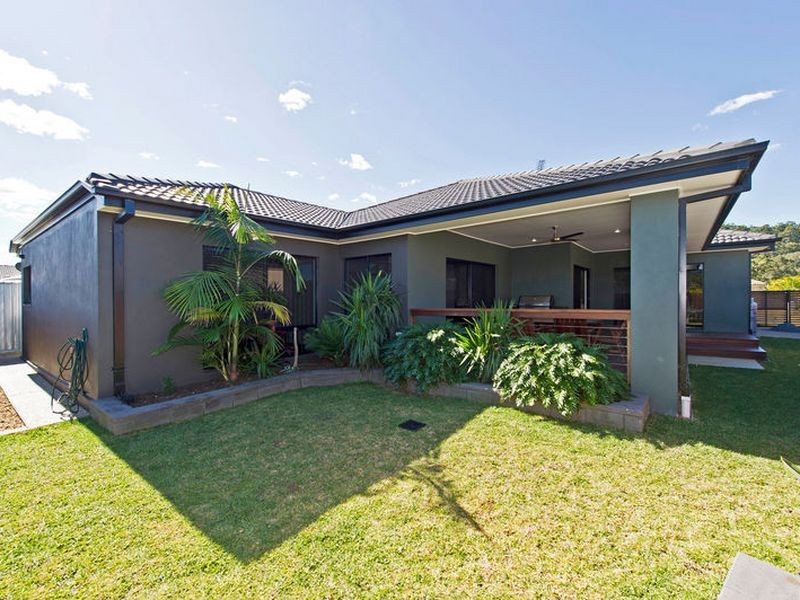 15 Greenleaf Street, Upper Coomera QLD 4209