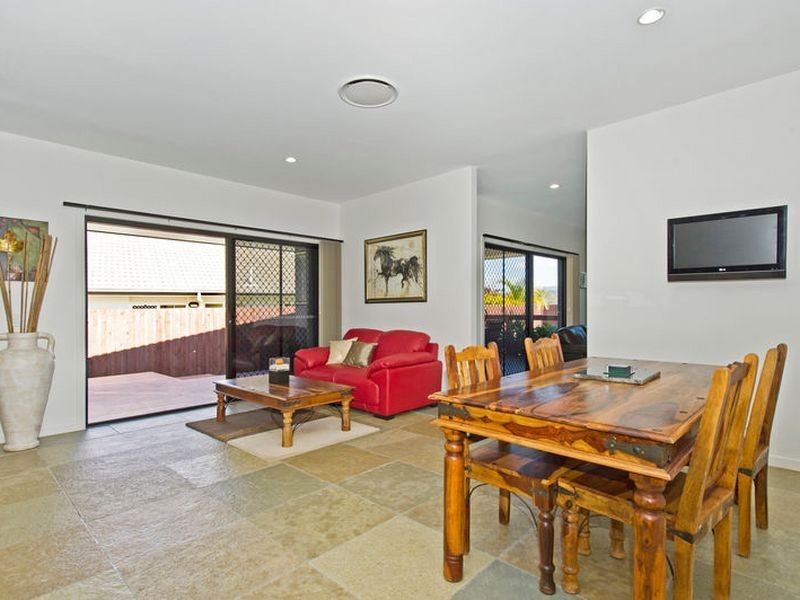 15 Greenleaf Street, Upper Coomera QLD 4209