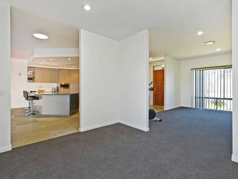 15 Greenleaf Street, Upper Coomera QLD 4209