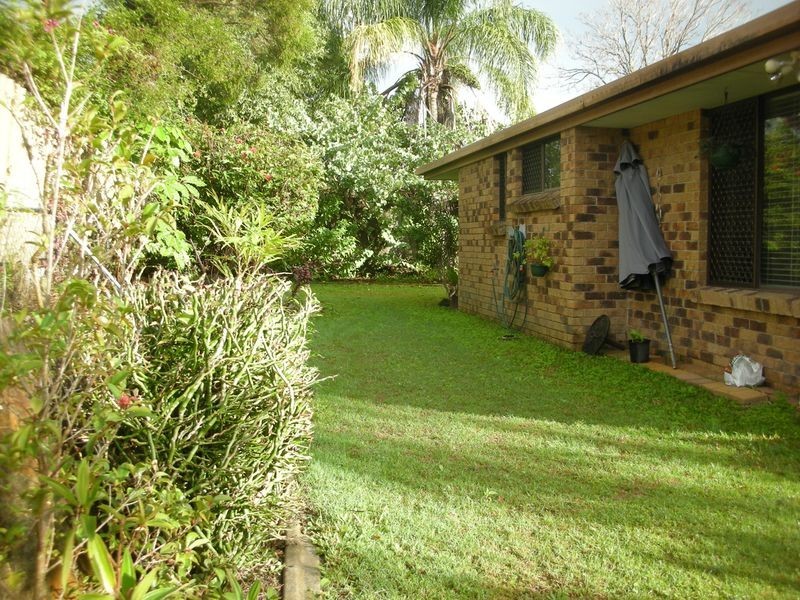 2/10 Fonda Place, Oxenford QLD 4210