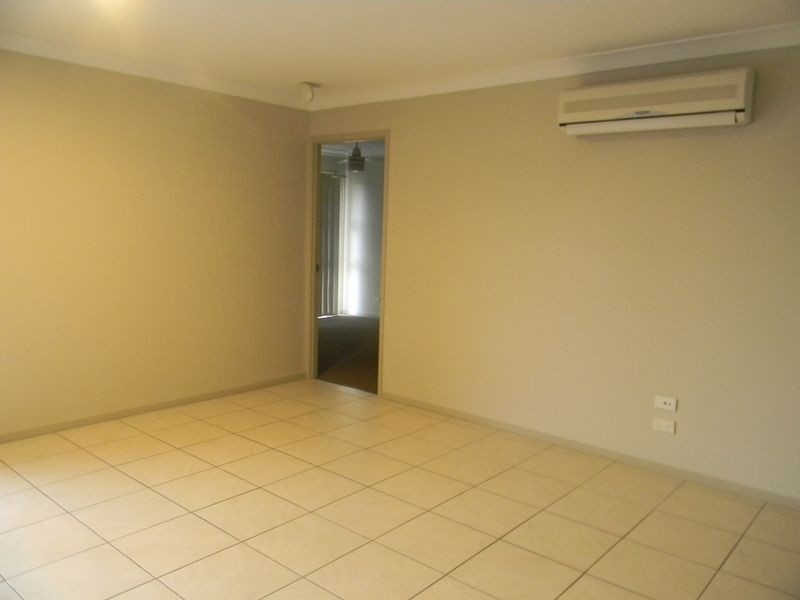 11 136 Pacific Pines Boulevard, Pacific Pines QLD 4211