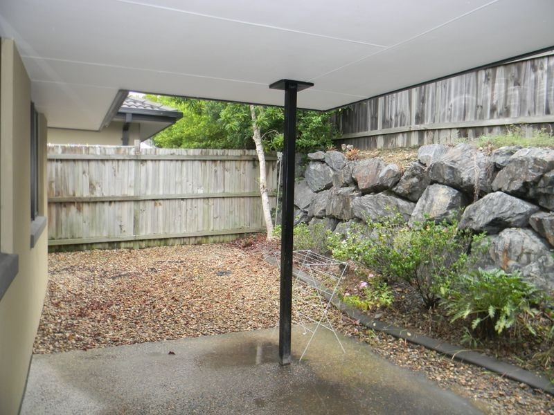 11 136 Pacific Pines Boulevard, Pacific Pines QLD 4211