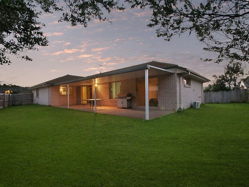 15 Shawnee Crescent, Pimpama QLD 4209