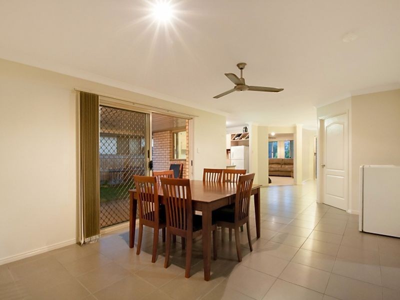 15 Shawnee Crescent, Pimpama QLD 4209