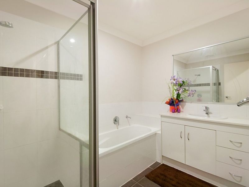 14 Moss Terrace, Pimpama QLD 4209